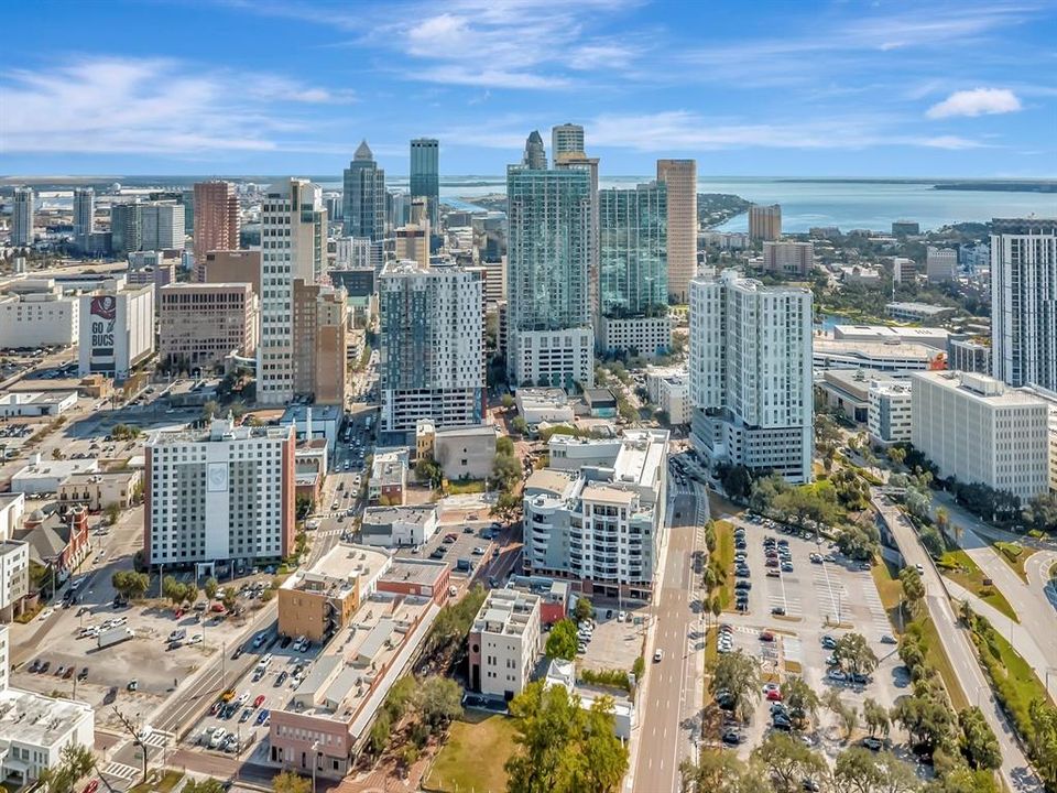 For Sale: $695,000 (2 beds, 2 baths, 1970 Square Feet)