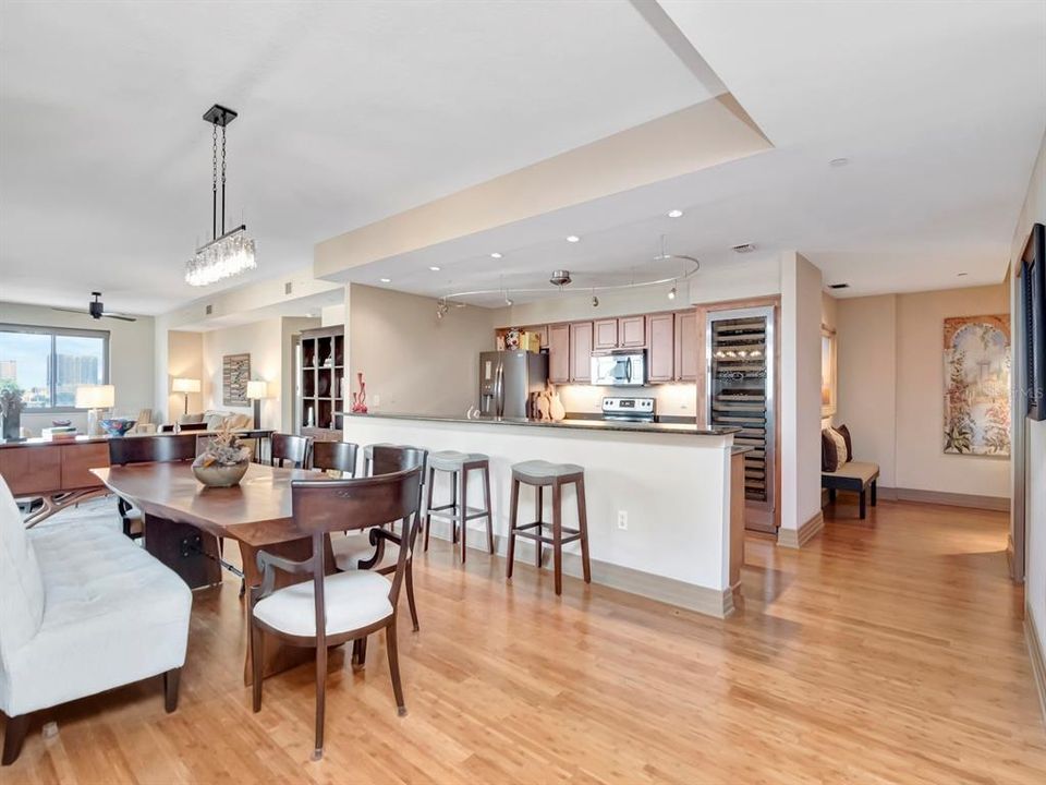 For Sale: $695,000 (2 beds, 2 baths, 1970 Square Feet)