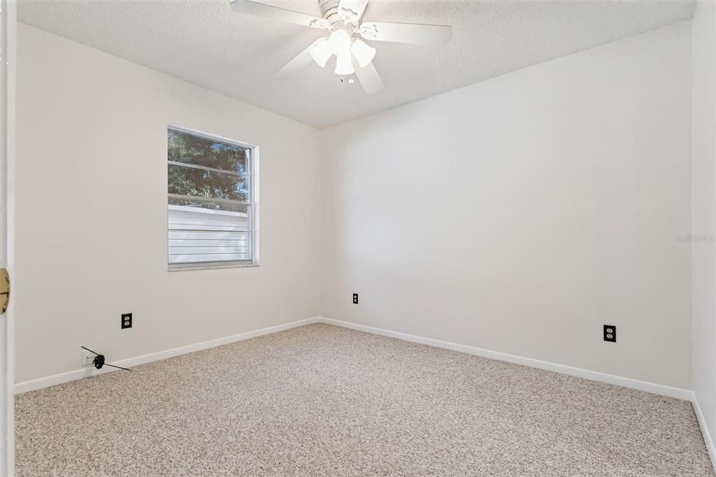 For Sale: $360,000 (4 beds, 2 baths, 1539 Square Feet)