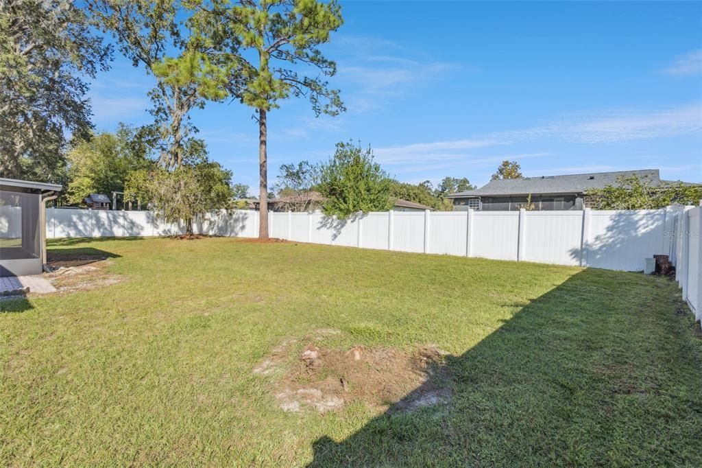 For Sale: $360,000 (4 beds, 2 baths, 1539 Square Feet)