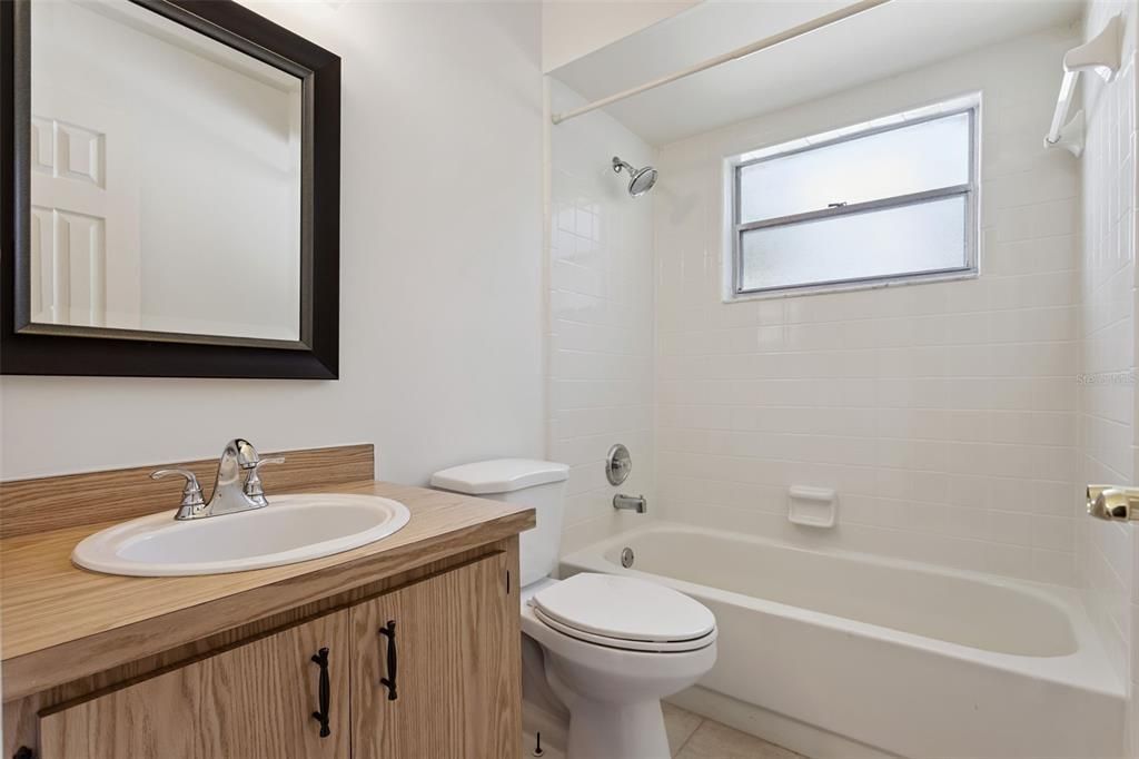 For Sale: $360,000 (4 beds, 2 baths, 1539 Square Feet)