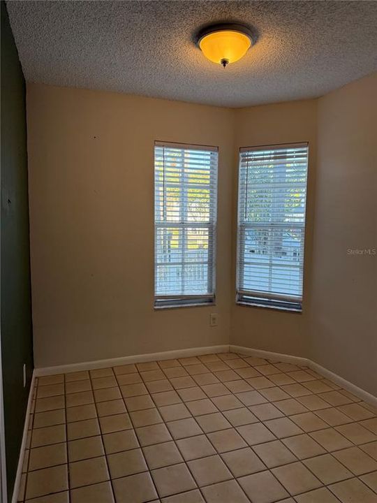 For Sale: $264,900 (4 beds, 2 baths, 1464 Square Feet)