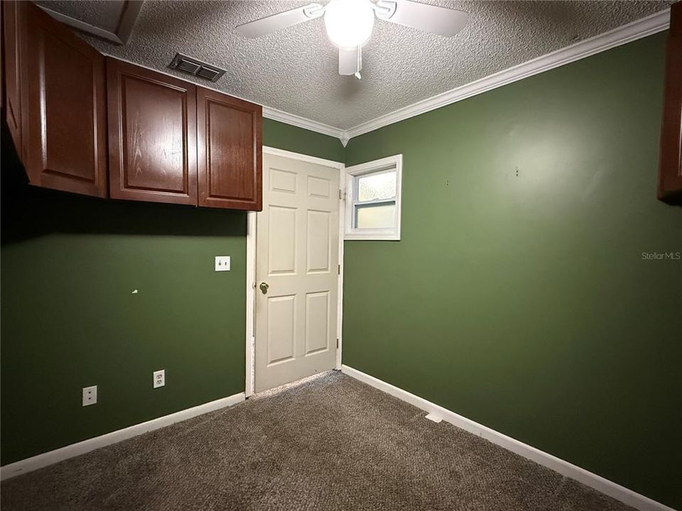 For Sale: $264,900 (4 beds, 2 baths, 1464 Square Feet)