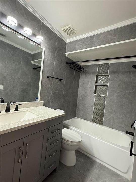 For Sale: $264,900 (4 beds, 2 baths, 1464 Square Feet)