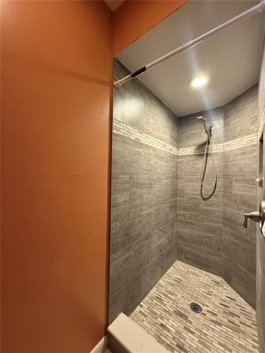 For Sale: $264,900 (4 beds, 2 baths, 1464 Square Feet)