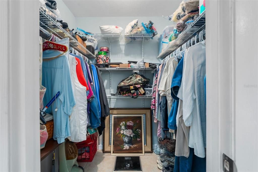 合同活跃: $269,900 (3 贝兹, 2 浴室, 1200 平方英尺)