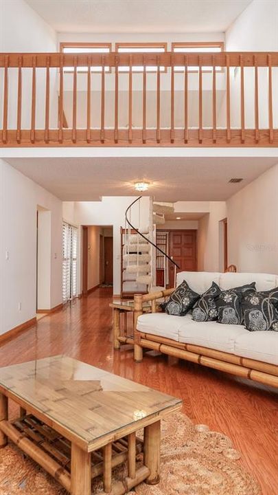 待售: $360,000 (2 贝兹, 2 浴室, 1785 平方英尺)