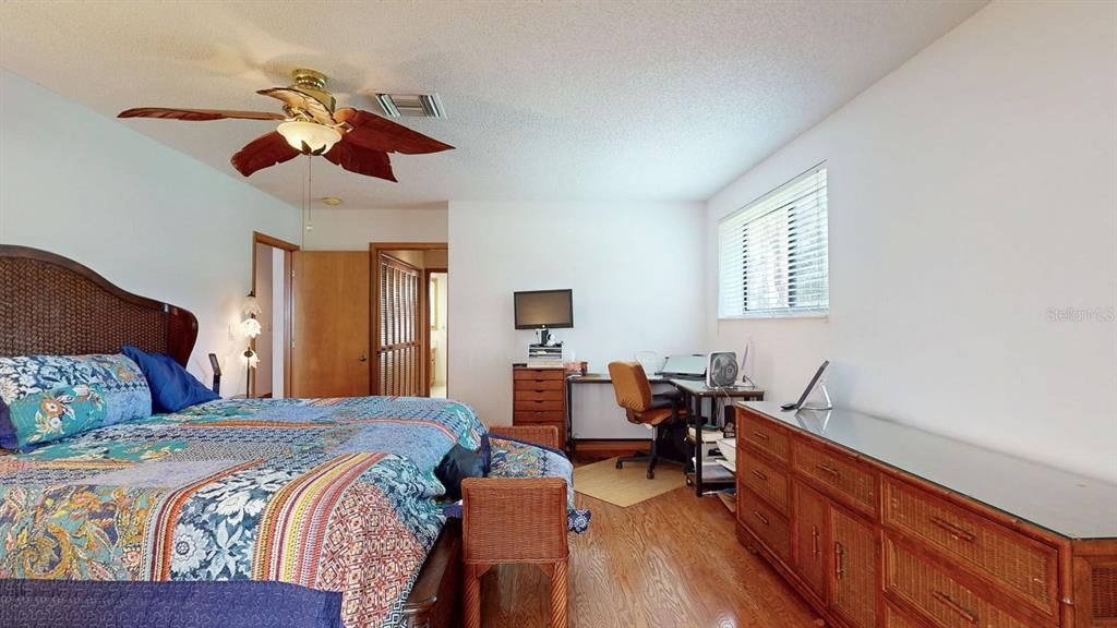 待售: $360,000 (2 贝兹, 2 浴室, 1785 平方英尺)