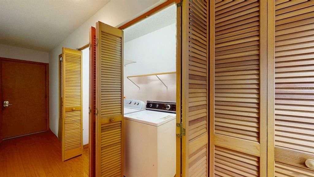 待售: $360,000 (2 贝兹, 2 浴室, 1785 平方英尺)