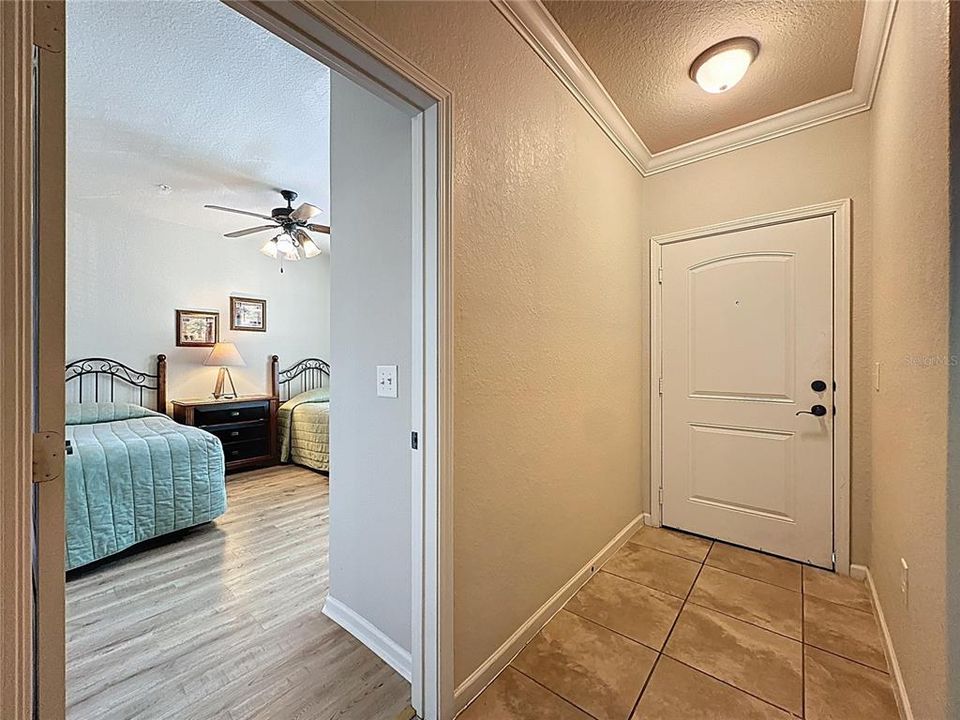 For Sale: $179,000 (3 beds, 3 baths, 1217 Square Feet)