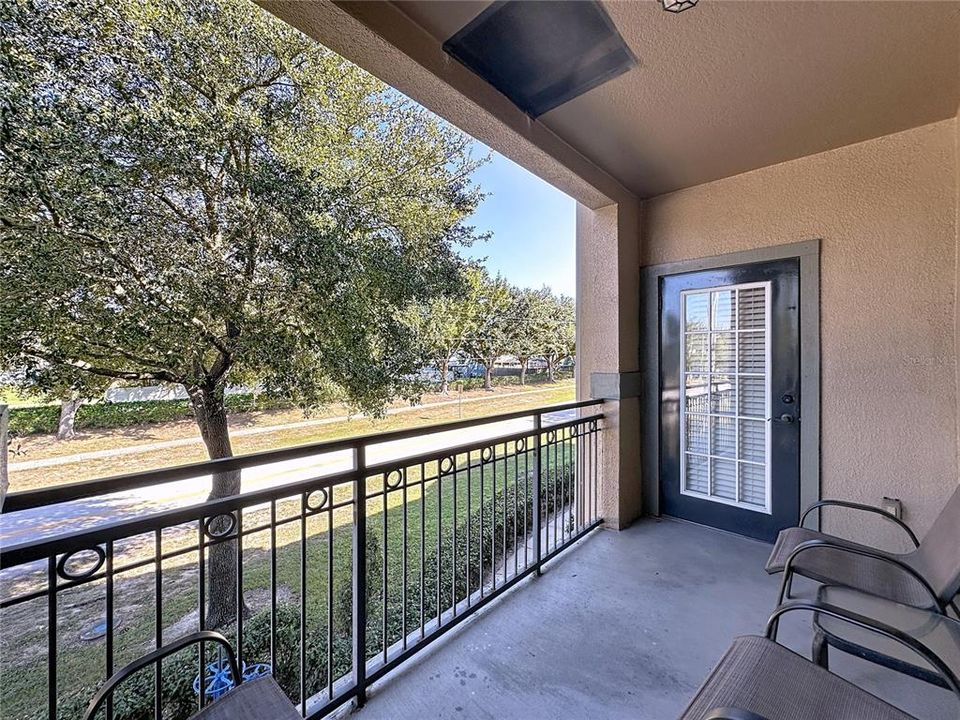 For Sale: $179,000 (3 beds, 3 baths, 1217 Square Feet)