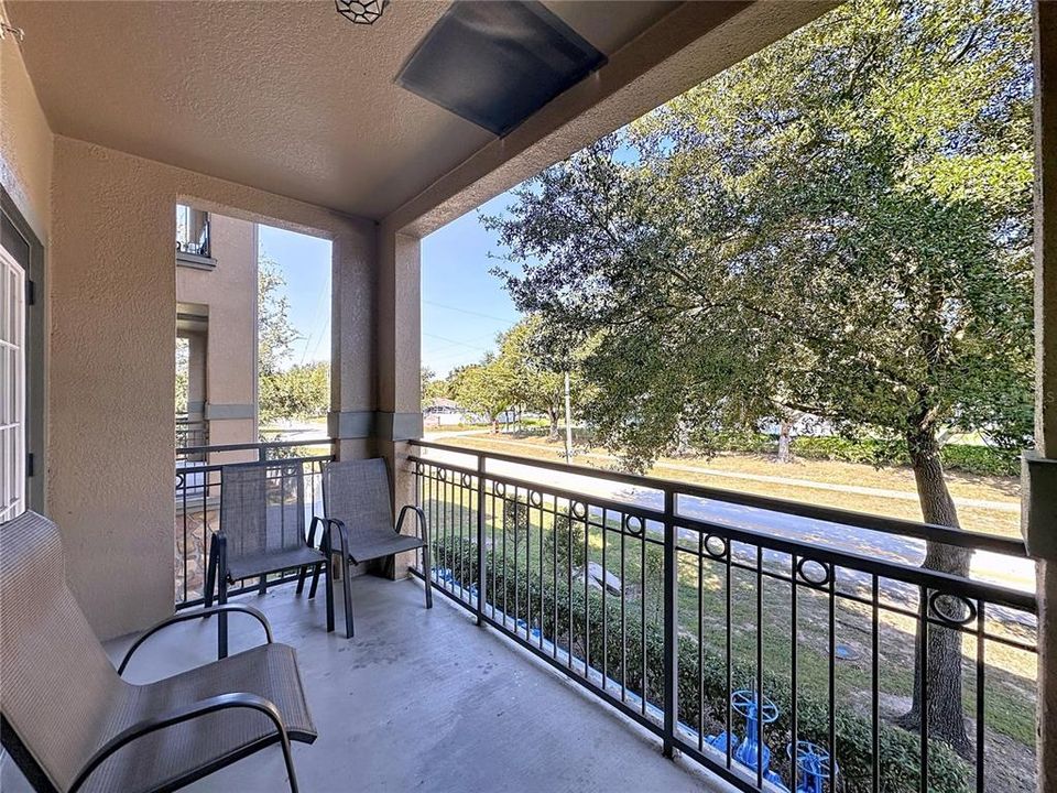 For Sale: $179,000 (3 beds, 3 baths, 1217 Square Feet)