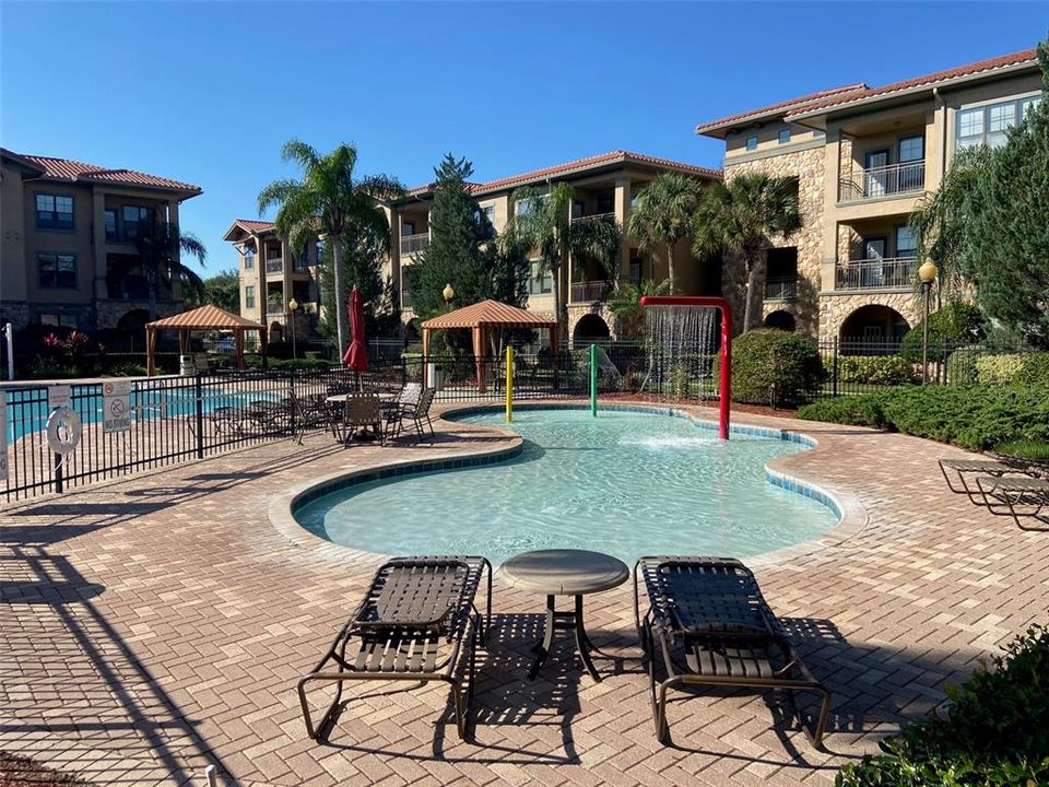 For Sale: $179,000 (3 beds, 3 baths, 1217 Square Feet)