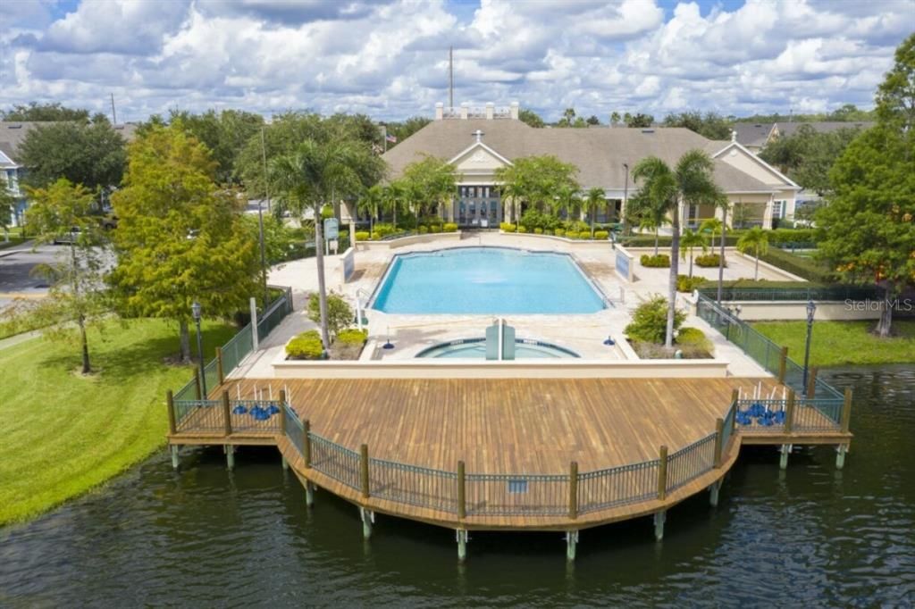 Activo con contrato: $203,000 (3 camas, 2 baños, 1296 Pies cuadrados)