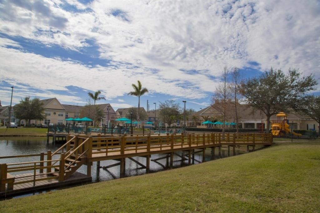 Activo con contrato: $203,000 (3 camas, 2 baños, 1296 Pies cuadrados)