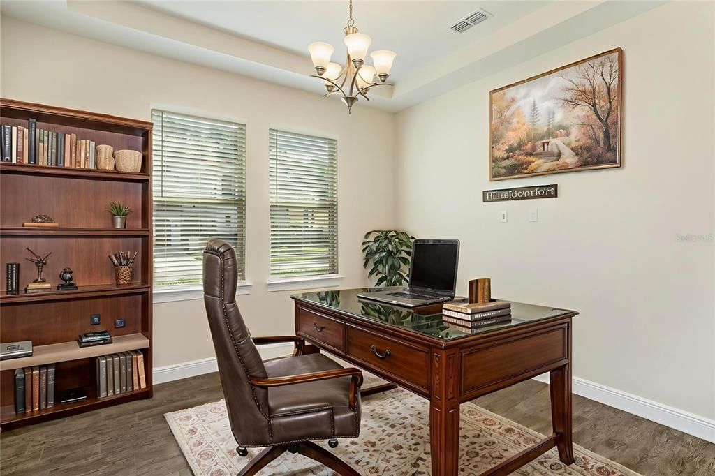 На продажу: $1,350,000 (4 спален, 4 ванн, 3627 Квадратных фут)