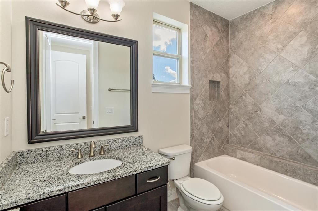 На продажу: $1,350,000 (4 спален, 4 ванн, 3627 Квадратных фут)