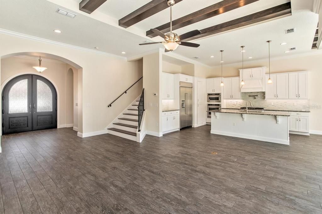 На продажу: $1,350,000 (4 спален, 4 ванн, 3627 Квадратных фут)