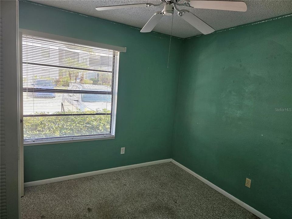 For Sale: $130,000 (2 beds, 2 baths, 820 Square Feet)