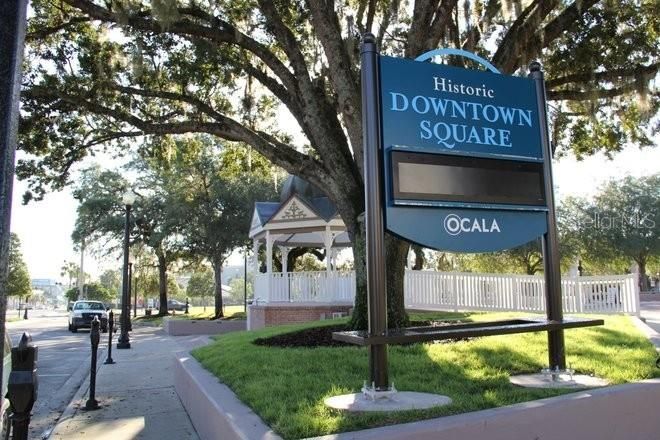 合同活跃: $285,000 (3 贝兹, 2 浴室, 1542 平方英尺)