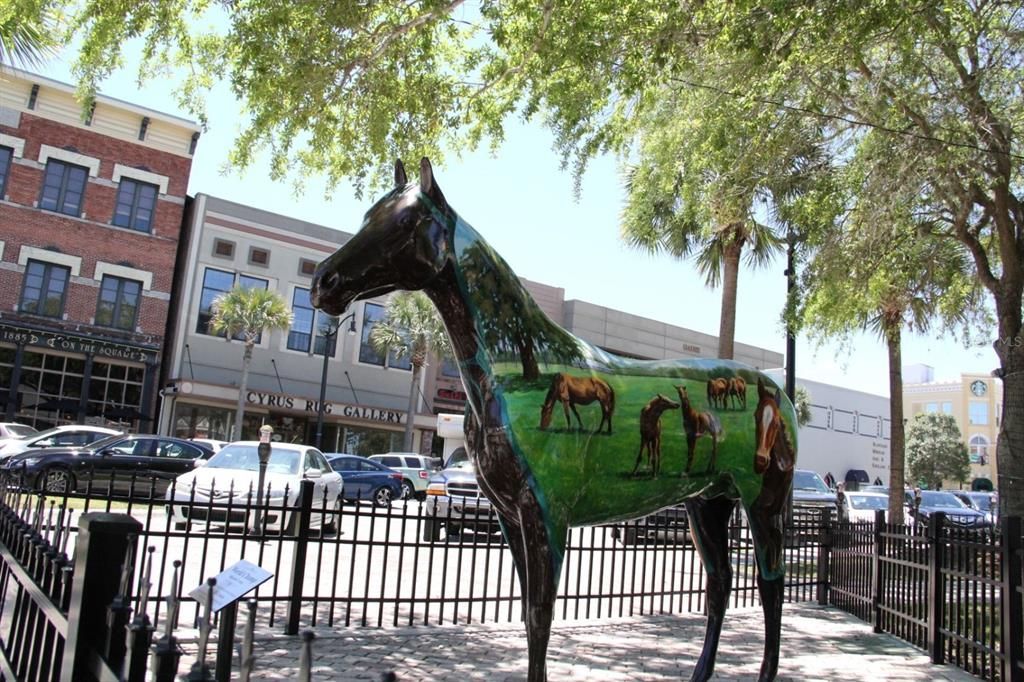 合同活跃: $285,000 (3 贝兹, 2 浴室, 1542 平方英尺)