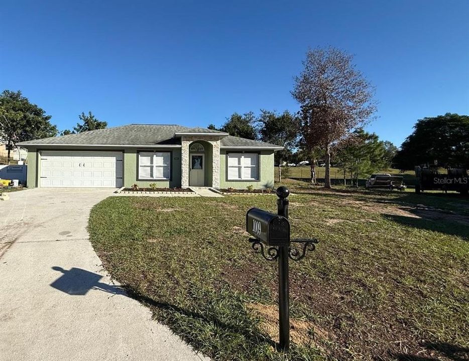 En Venta: $270,000 (3 camas, 2 baños, 1269 Pies cuadrados)