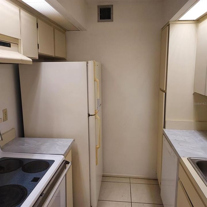 En Venta: $145,000 (2 camas, 2 baños, 1083 Pies cuadrados)