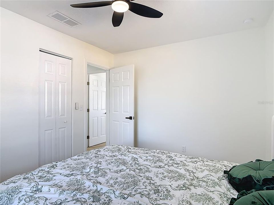 En Venta: $260,000 (3 camas, 2 baños, 1046 Pies cuadrados)