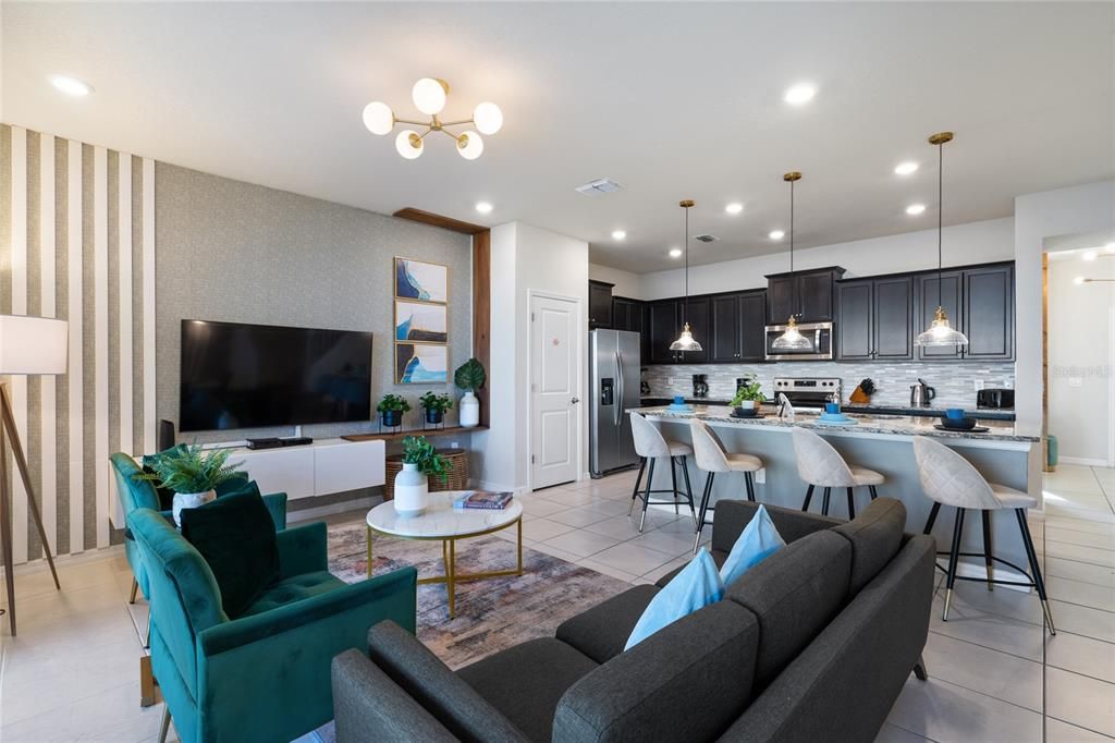 Active With Contract: $525,000 (5 beds, 4 baths, 2283 Square Feet)