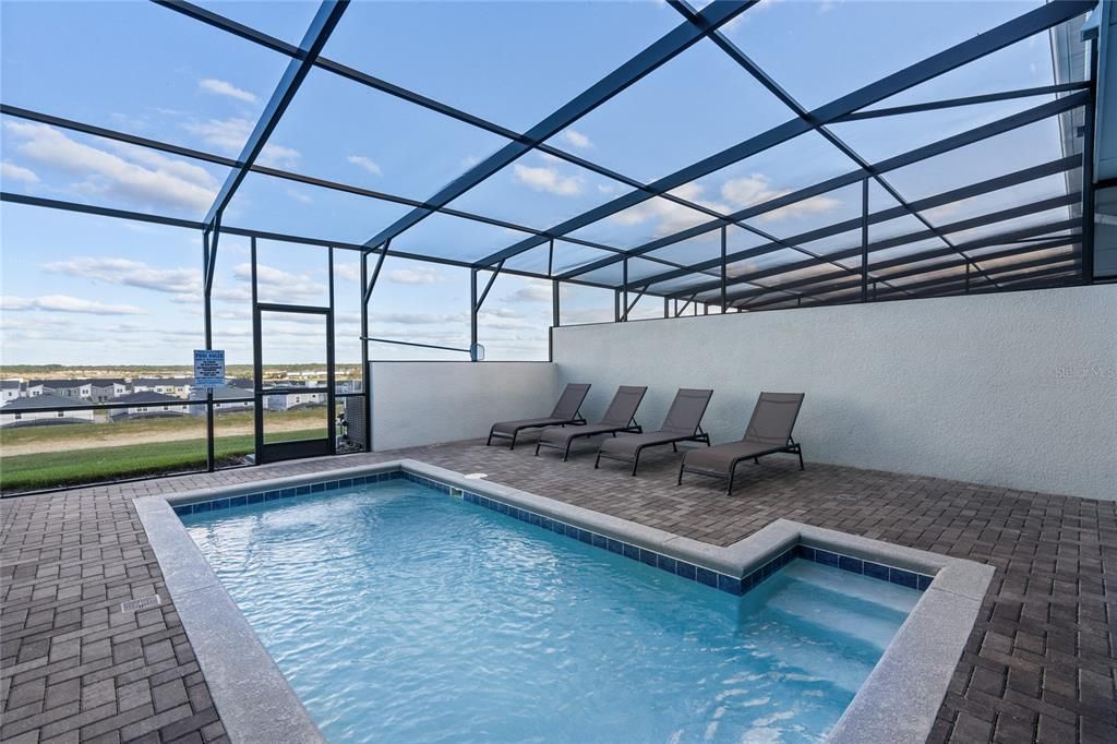 Active With Contract: $525,000 (5 beds, 4 baths, 2283 Square Feet)