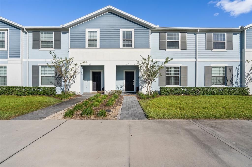 Active With Contract: $525,000 (5 beds, 4 baths, 2283 Square Feet)