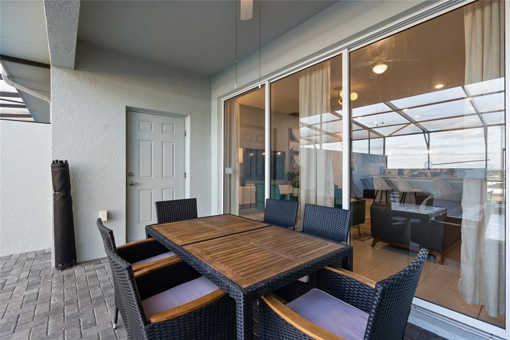 Active With Contract: $525,000 (5 beds, 4 baths, 2283 Square Feet)