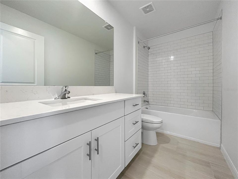 En Renta: $2,450 (4 camas, 2 baños, 1870 Pies cuadrados)