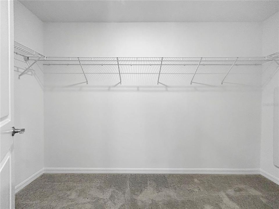 En Renta: $2,450 (4 camas, 2 baños, 1870 Pies cuadrados)