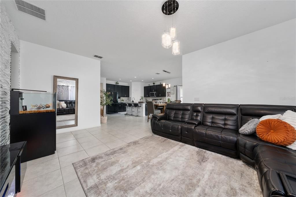 На продажу: $459,900 (4 спален, 2 ванн, 1959 Квадратных фут)