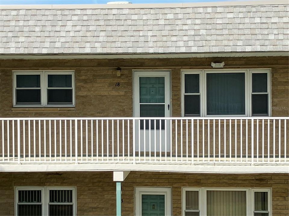 待售: $115,000 (2 贝兹, 1 浴室, 1040 平方英尺)