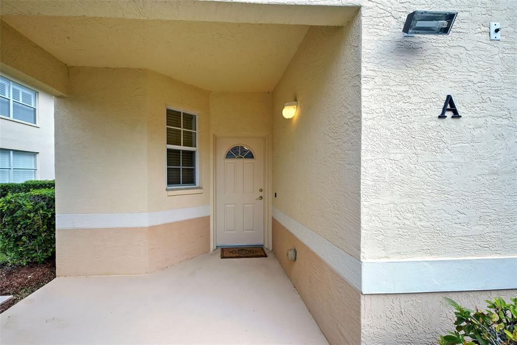 For Sale: $290,000 (3 beds, 2 baths, 1383 Square Feet)