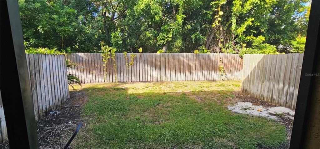 For Sale: $170,000 (2 beds, 2 baths, 1018 Square Feet)