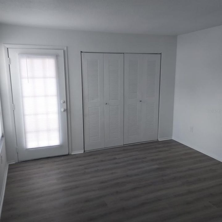 For Rent: $2,100 (3 beds, 2 baths, 1230 Square Feet)