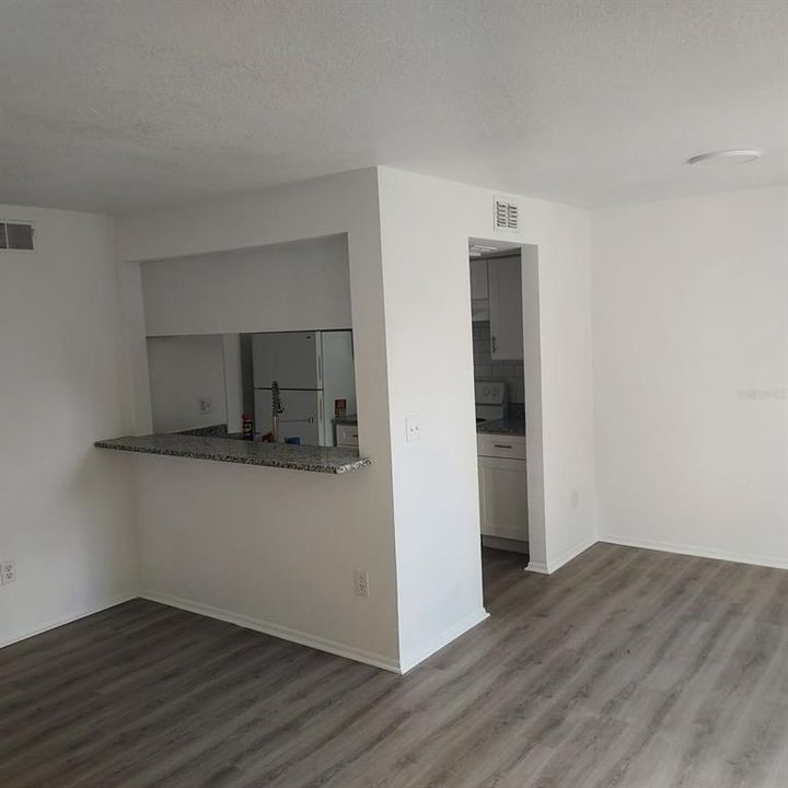 For Rent: $2,100 (3 beds, 2 baths, 1230 Square Feet)