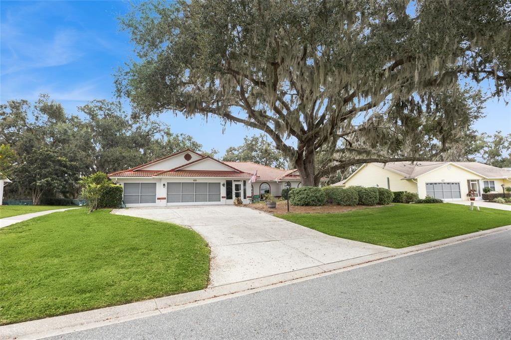 For Sale: $385,000 (3 beds, 2 baths, 2251 Square Feet)