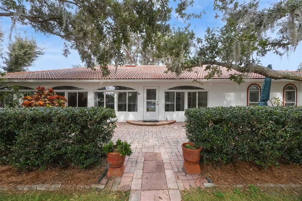 For Sale: $385,000 (3 beds, 2 baths, 2251 Square Feet)