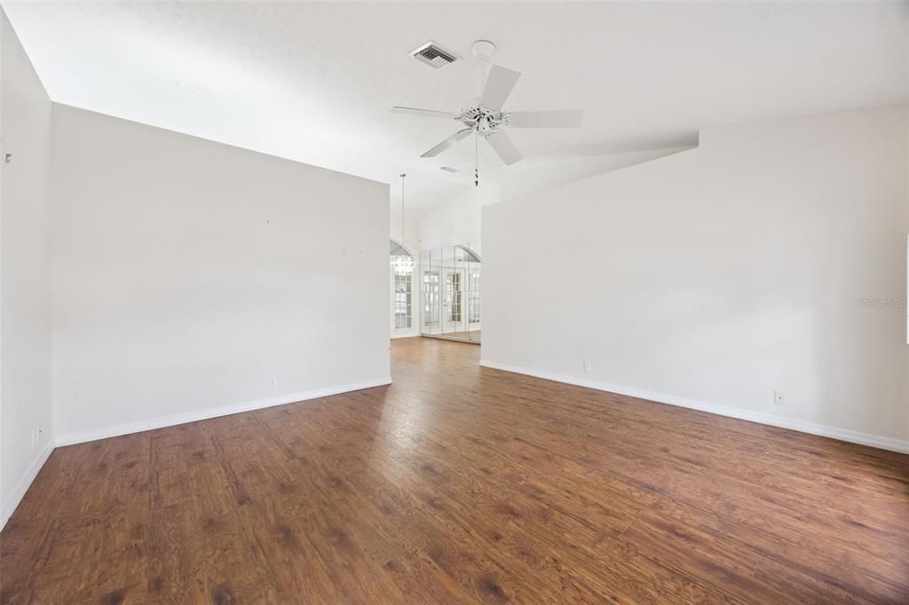 For Sale: $385,000 (3 beds, 2 baths, 2251 Square Feet)