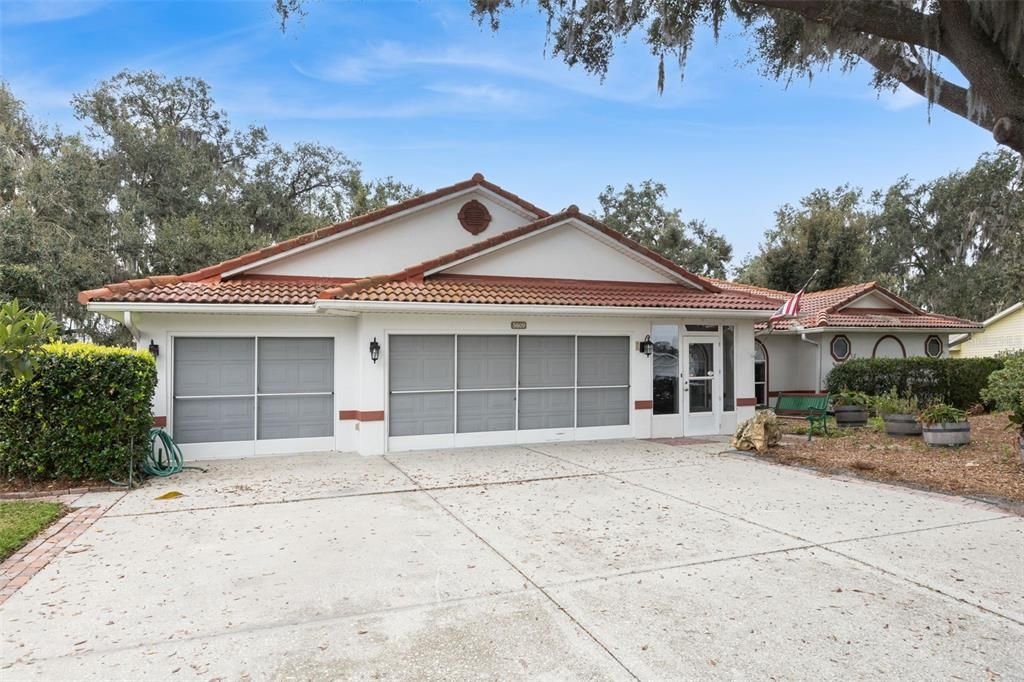 For Sale: $385,000 (3 beds, 2 baths, 2251 Square Feet)