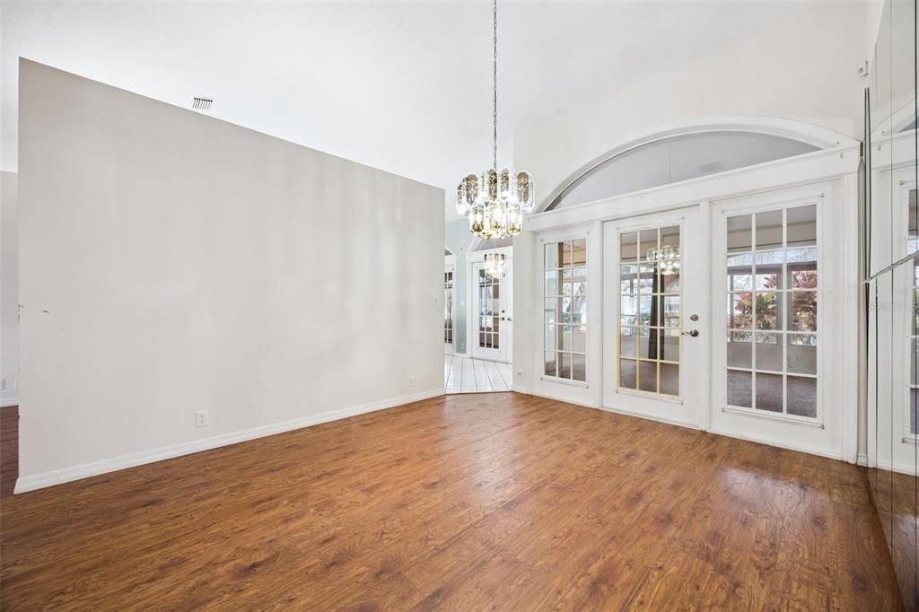 For Sale: $385,000 (3 beds, 2 baths, 2251 Square Feet)