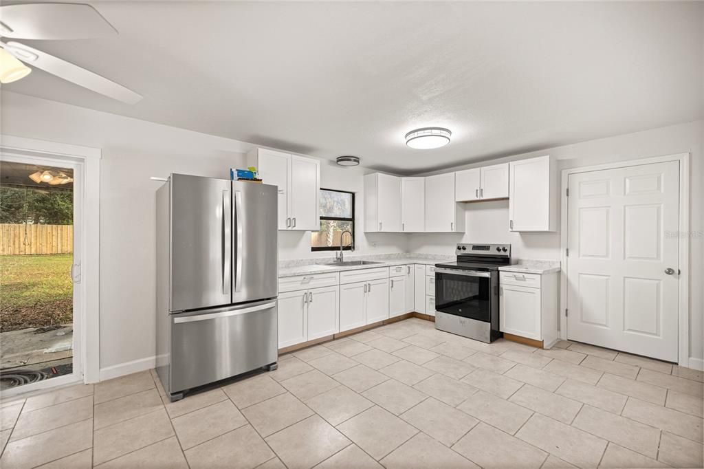 For Sale: $219,000 (3 beds, 2 baths, 1808 Square Feet)