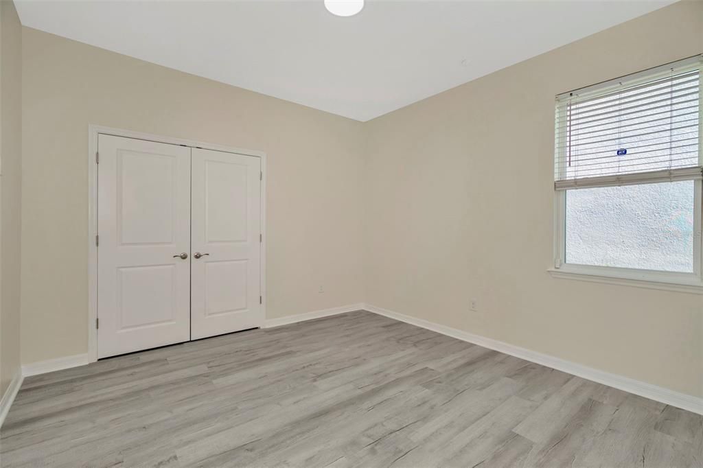 For Sale: $600,000 (5 beds, 3 baths, 2237 Square Feet)