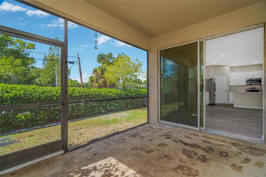 For Sale: $600,000 (5 beds, 3 baths, 2237 Square Feet)