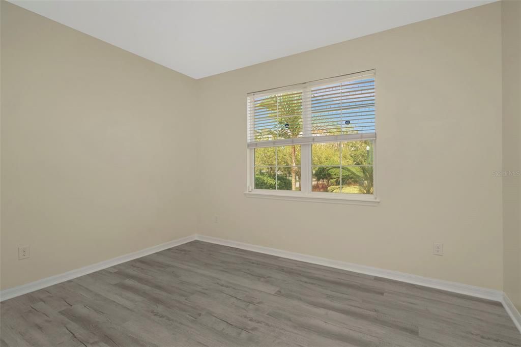 For Sale: $600,000 (5 beds, 3 baths, 2237 Square Feet)