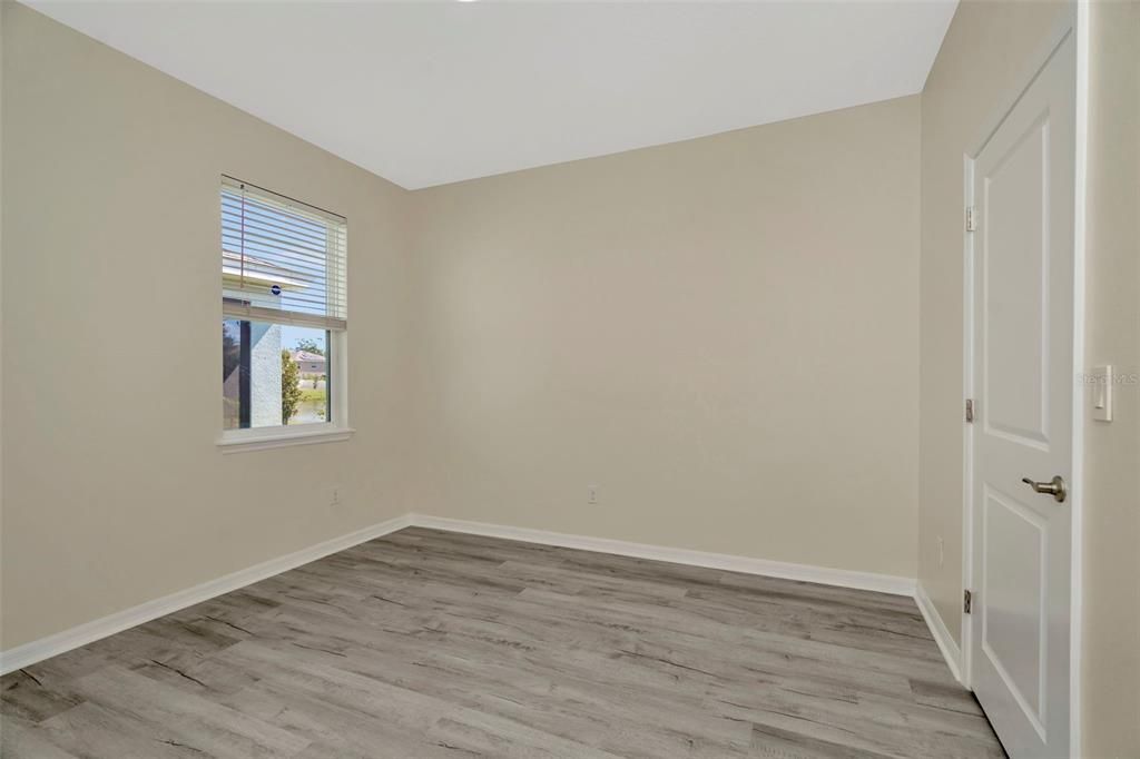 For Sale: $600,000 (5 beds, 3 baths, 2237 Square Feet)